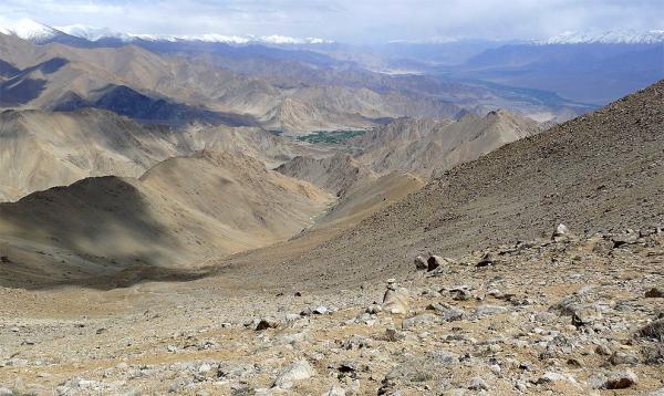Bezejmenné sedlo (4 806m n. m.)