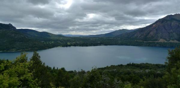 Výhled na jezero Lago Gutierrez
