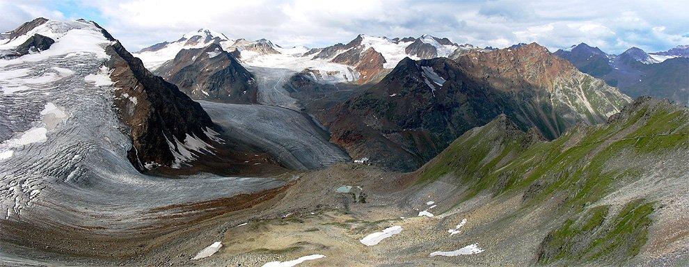 Panoráma závěru údolí Pitztal