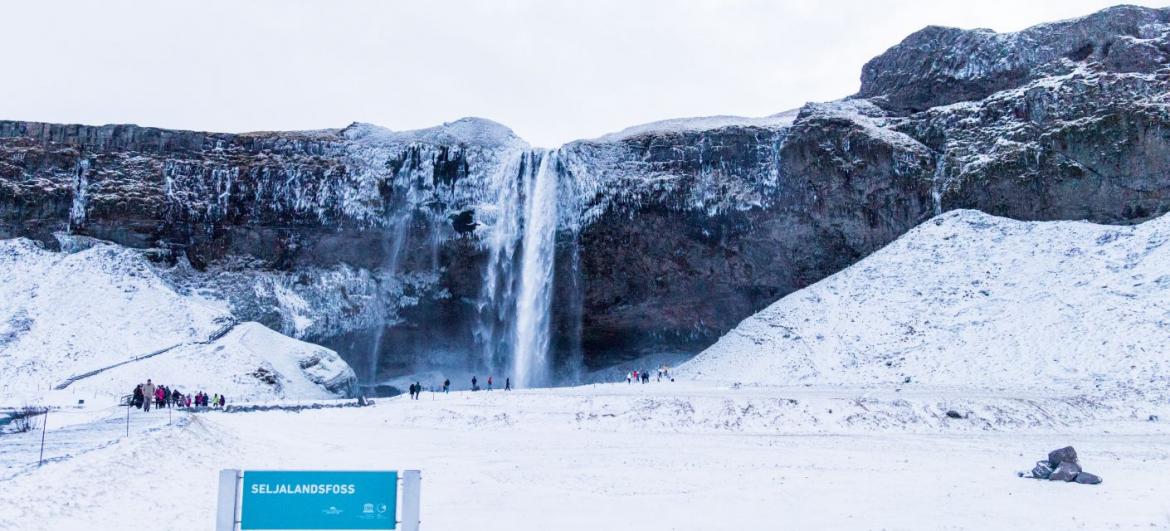Zimný Seljalandsfoss