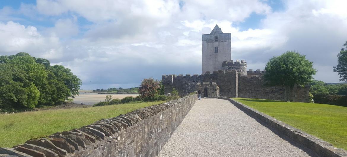 Doe castle