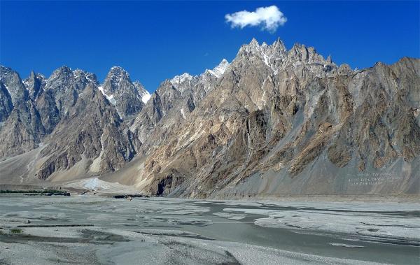 Passu Cathedral