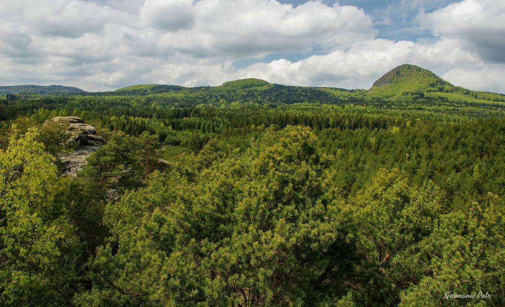 Pohled na Klíč z Havraních skal