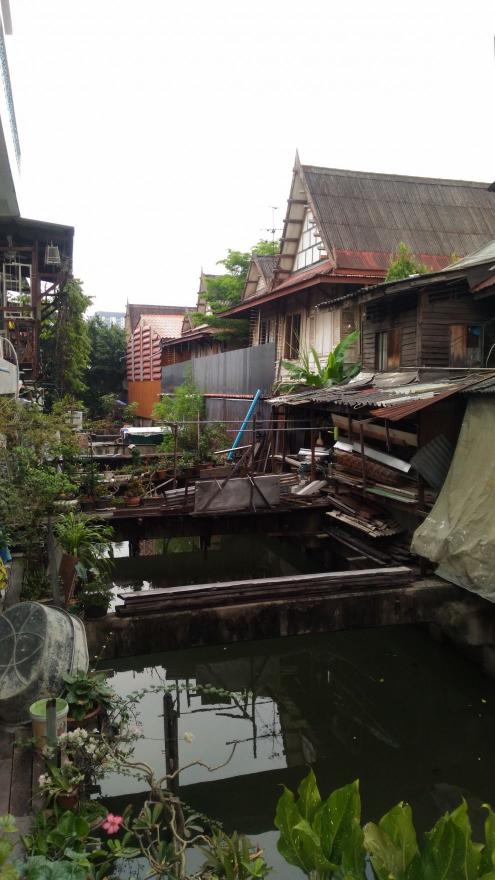 Thon Buri