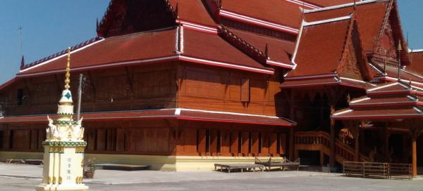 Wat Huai Kaeo, Bang Krathum