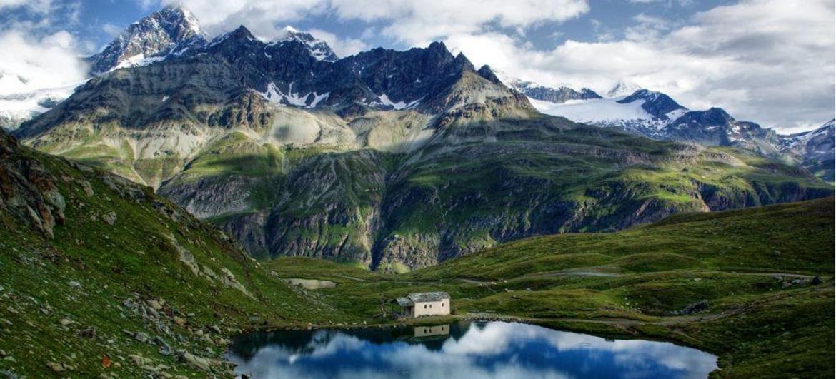 Túry a horské výstupy ve Walliských Alpách