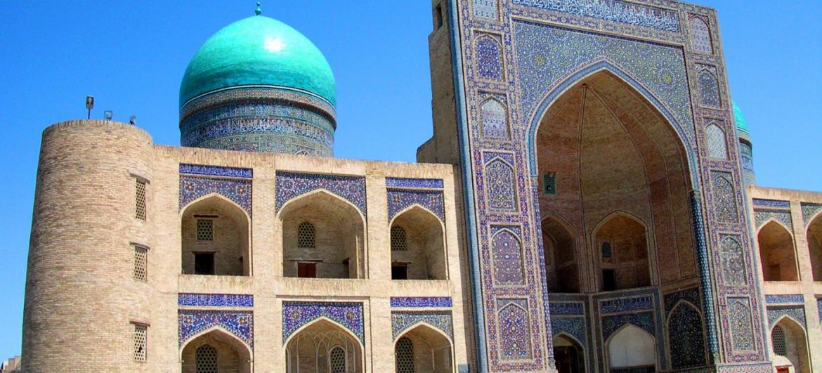 Kok Gumbaz Mosque