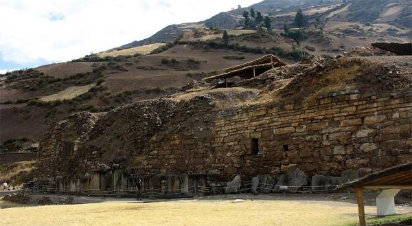 Centrální pyramida