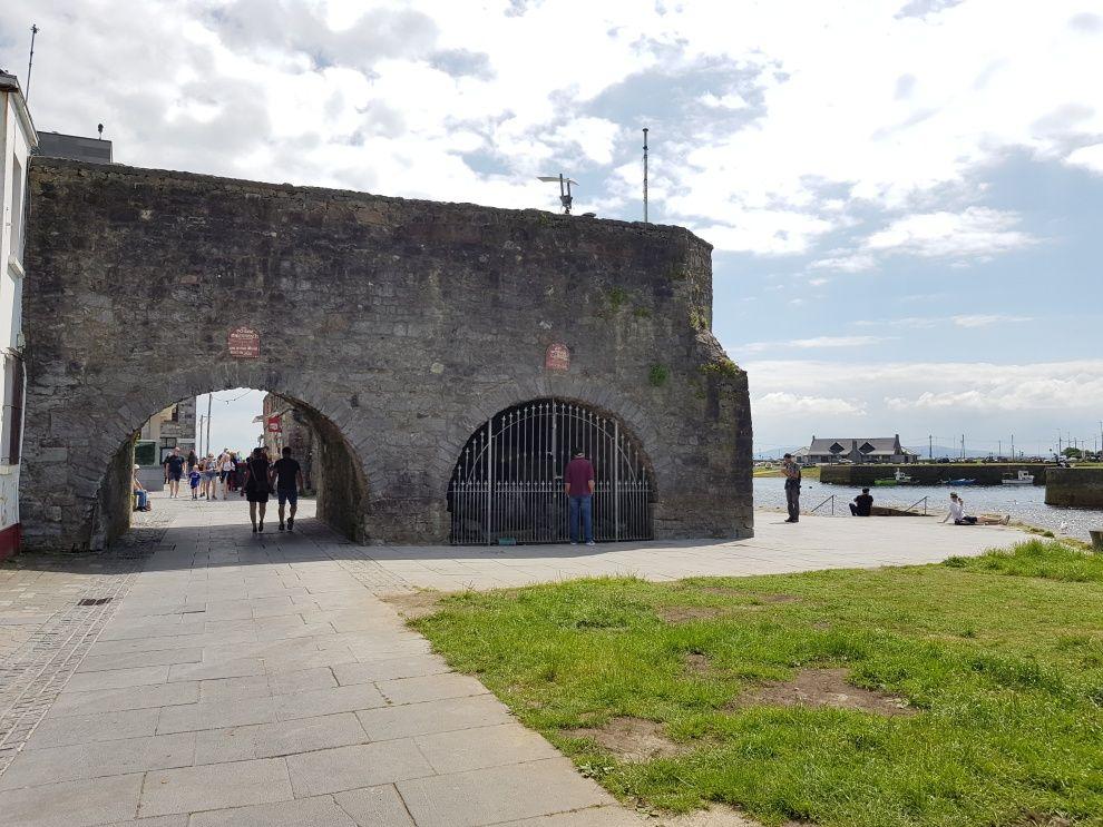 Španělský oblouk - Spanish Arch