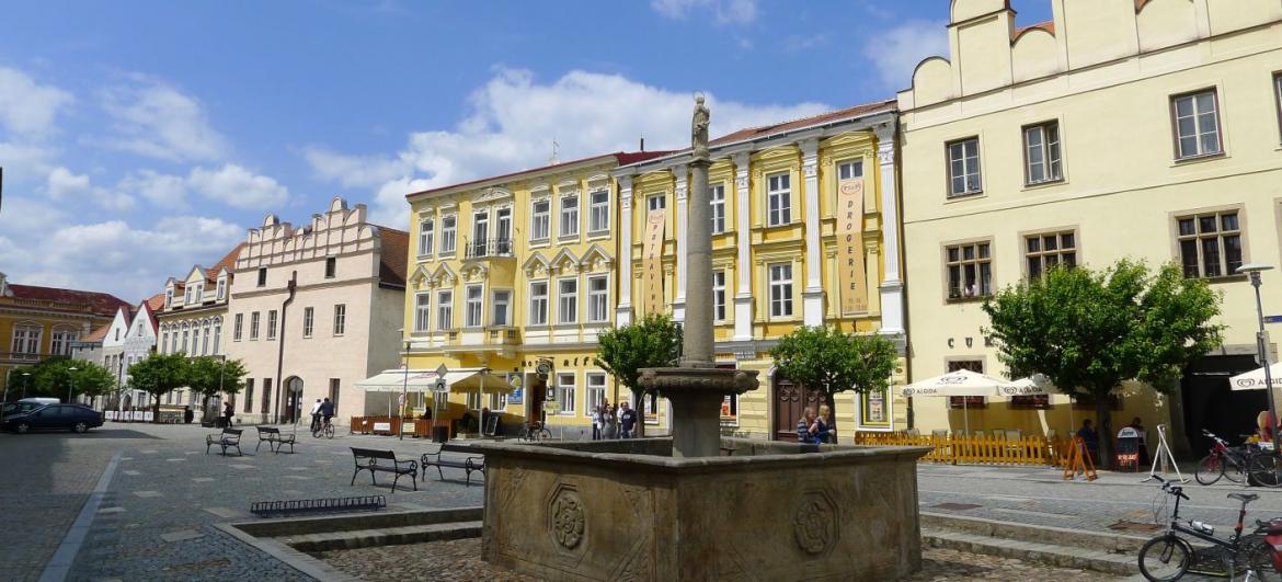 Náměstí Míru ve Slavonicích