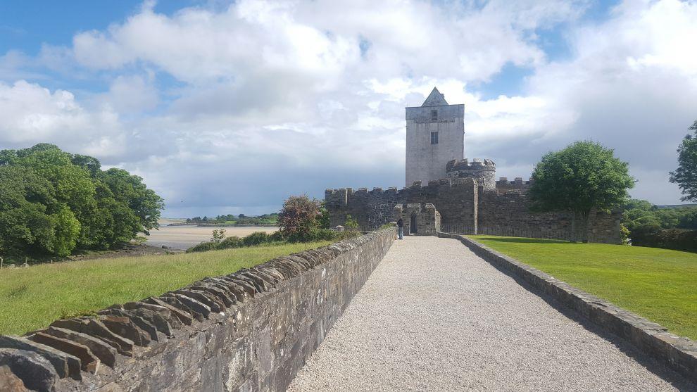 Doe castle