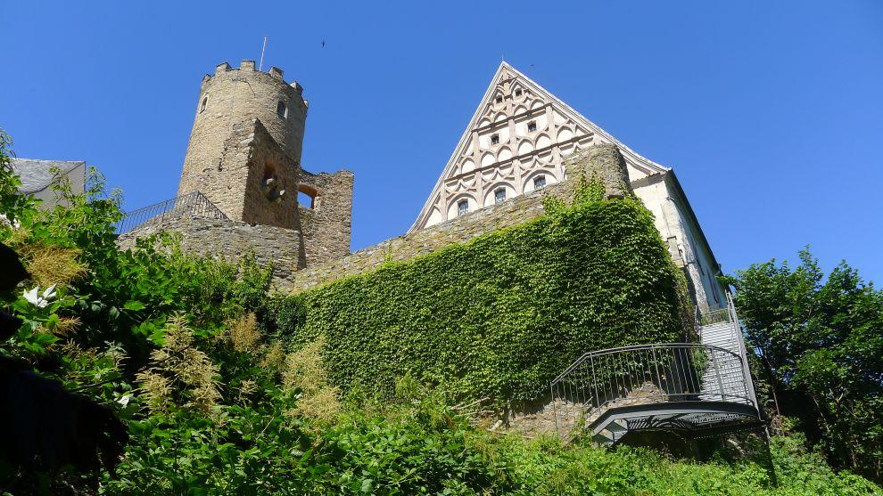 Pod hradem Scharfenstein