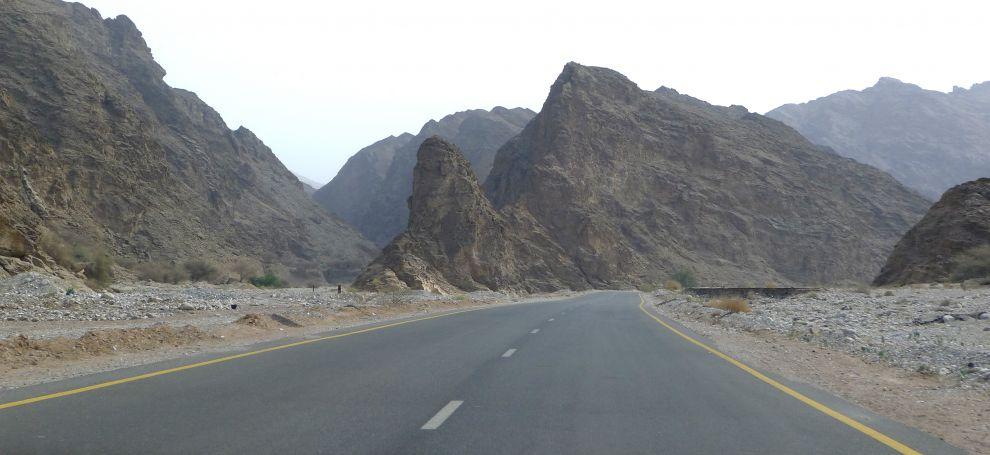 Jízda údolím Wadi Mayh