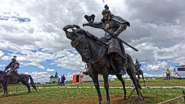 Činggis Chánův monument