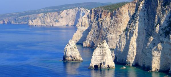 Plakaki Rocks