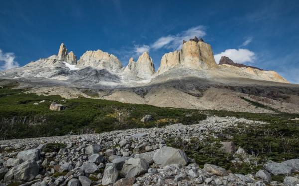 Pohled na Cuernos del Paine