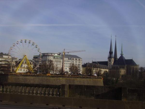 Pohled z mostu Pont Adolphe