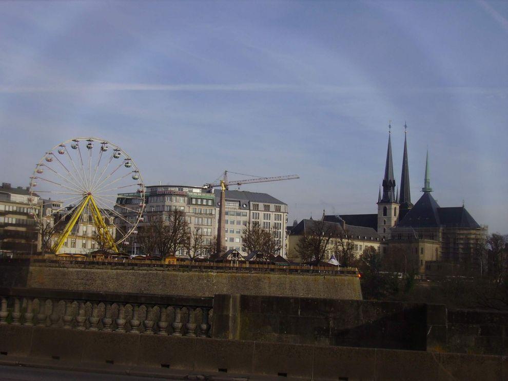 Pohled z mostu Pont Adolphe