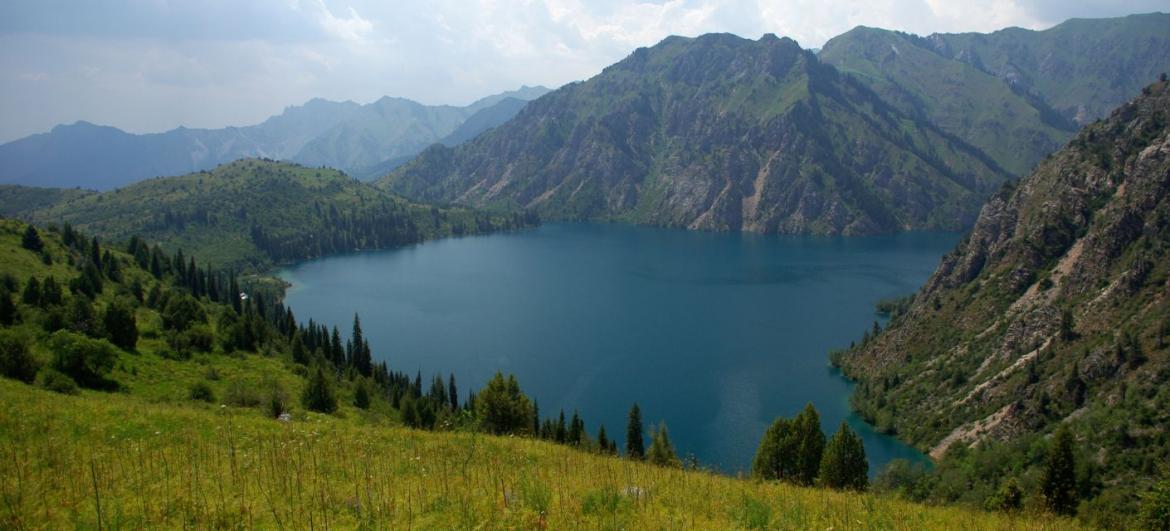 Jezero Sary-Chelek