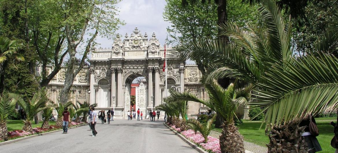 Palác Dolmabahçe