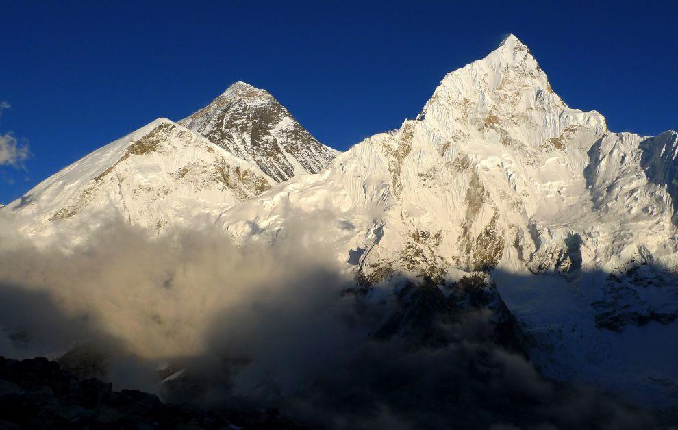 Everest z nepálské strany