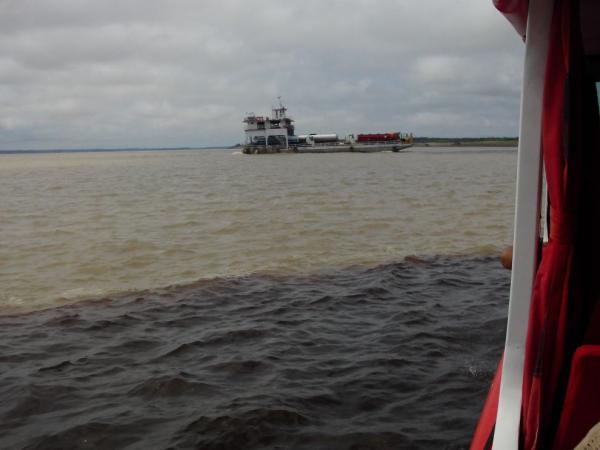 Soutok řek Rio Negro a Amazonky (Solimões)