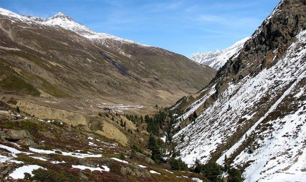 Behind small valley of Platteibach