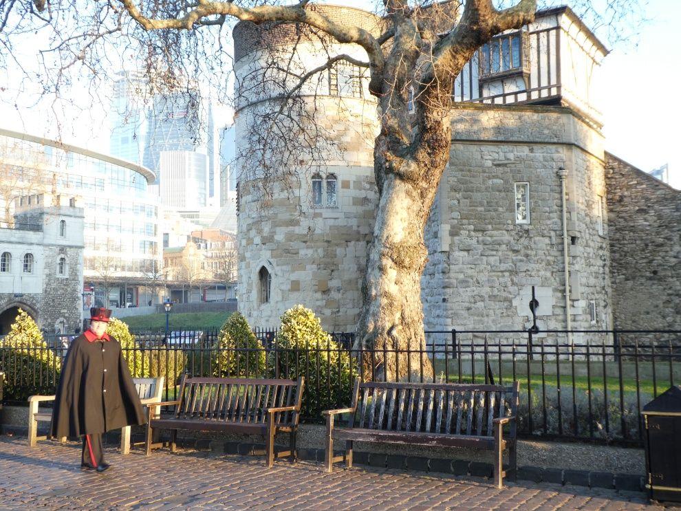 Strážci korunovačních klenotů –Beefeater