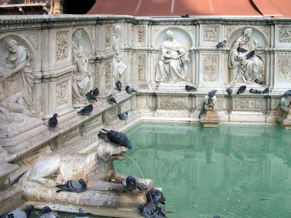 Fontána Fonte Gaia