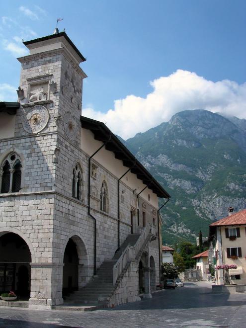 Radnice ve Venzone