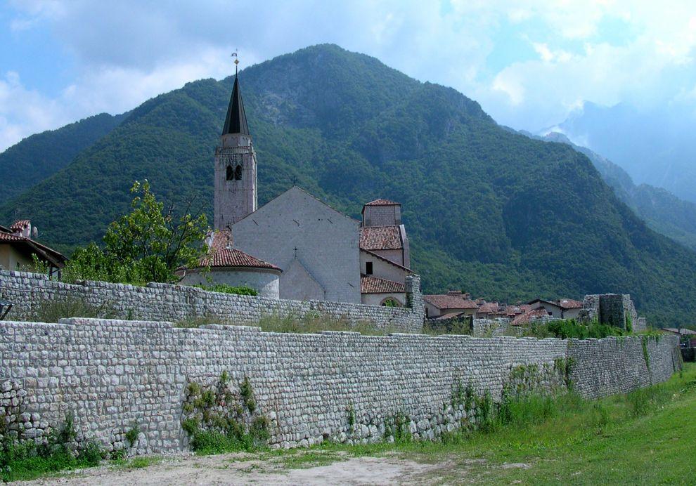 Městské hradby Venzone