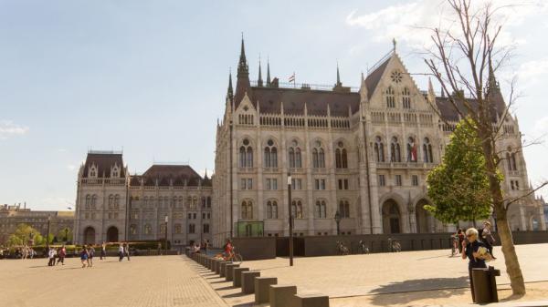 Országház alebo Parlament