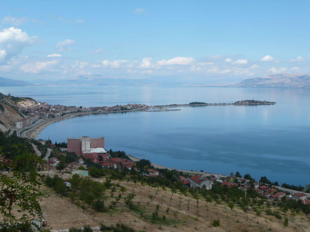 Dlouhá cesta po silnici