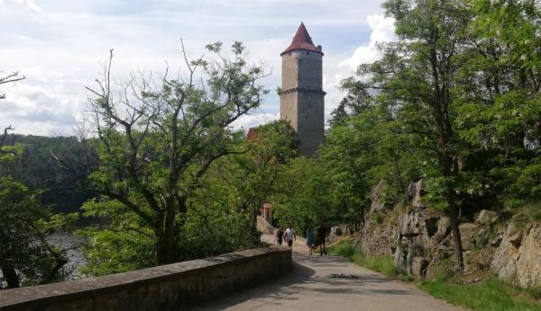 První pohled na Zvíkov