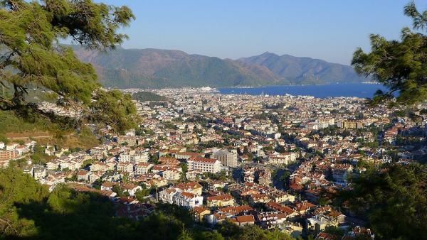 Výhled na Marmaris ze sedla