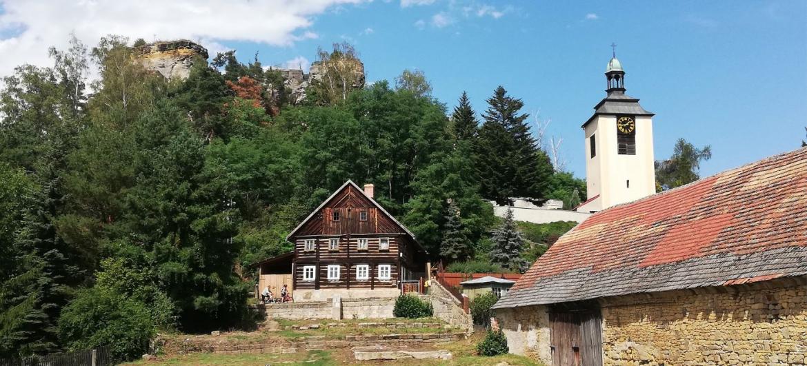 Prohlídka zřícenina hradu Jestřebí