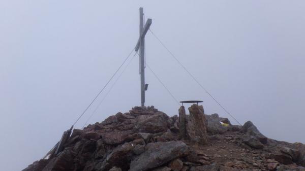 Vrchol - 3 162 m n. m.