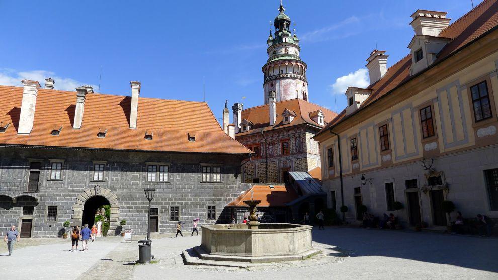 Zámecké nádvoří Český Krumlov