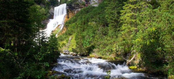 Cascate Sbarco de Fanes