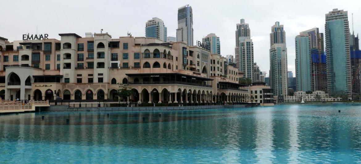 Burj Khalifa Lake: Accommodations