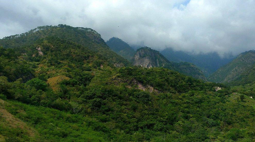 Over Sierra Madre del Sur