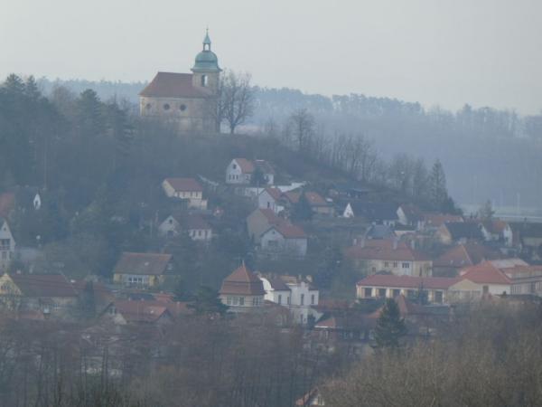 Výhled na kostel v Liběchově