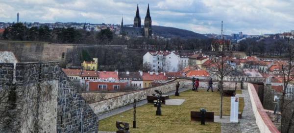 Procházka od Karlova náměstí přes Karlov