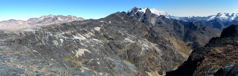 Ascent to the mountain Cumbre