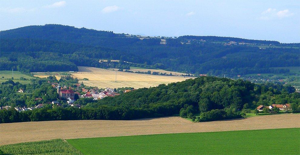 Železnice a vrch Železný