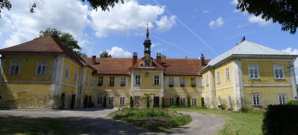Zámek Vokšice