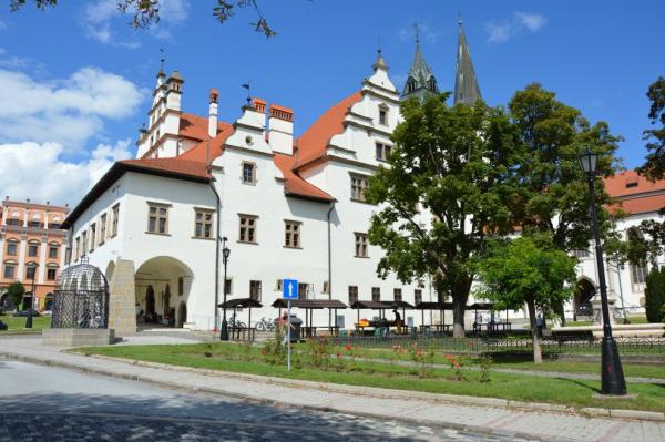 Náměstí