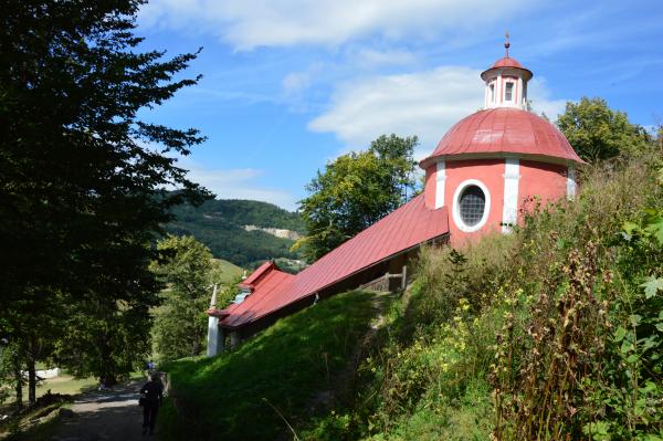 Střední kostel (Svaté schody a kaple Nejsvětější Trojice)