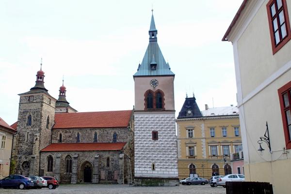 kostel sv. Štěpána se zvonicí
