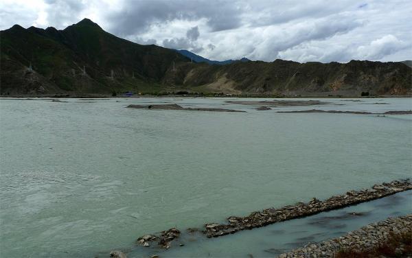 Lhasa river